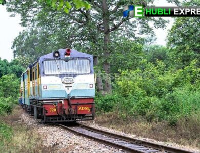 Hubballi-Bengaluru Superfast Express, train service, South Western Railway, Pralhad Joshi, public outcry, restoration, Union Railway Minister, Ashwini Vaishnaw, passenger demand, railway services, triumphant return, swift intervention, latest developments.