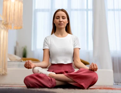 mindfulness meditation, 5-minute meditation, stress relief, meditation for beginners, mindful meditation, emotional health, focus and productivity, calm and clarity, daily meditation, mental health, meditation tips, quick meditation, body scan meditation, relaxation techniques, meditation for stress, wellness routine, mindfulness benefits, guided meditation, mental wellness, sleep improvement, mindful breathing